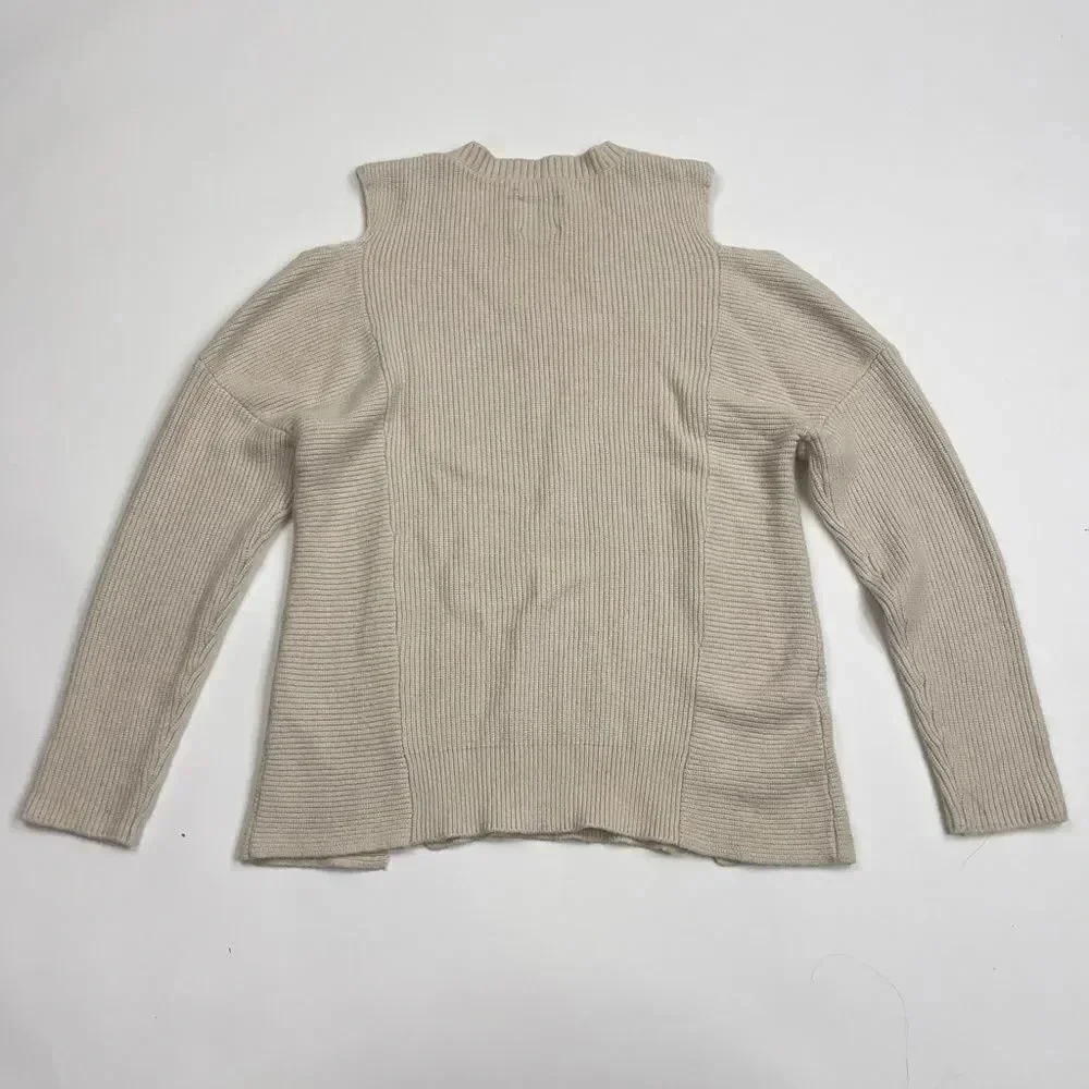 Lyssé Oyster Cold Shoulder Pullover Sweater